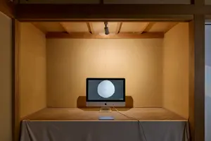 櫻井崇史「絵を見る会」インスタレーションビュー