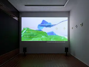 渡辺泰子「We are tilting.」より、「Tilging [no. 001] state」